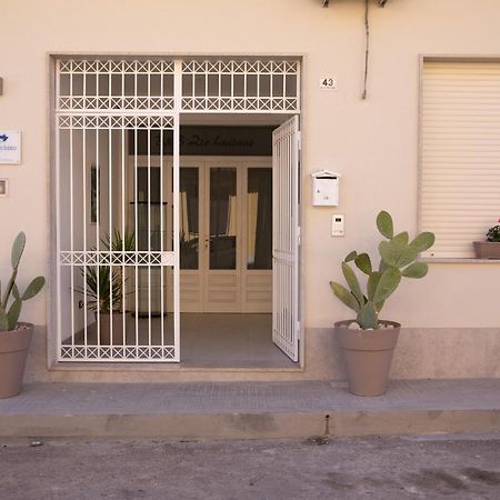 B&B Zio Luciano Avola Exterior photo